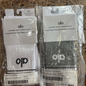 ALO Yoga Unisex Half-Crew Socks – White/Black & Heather Gray/White